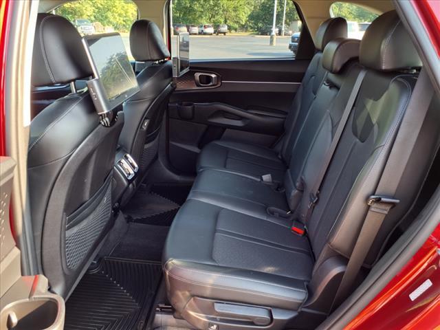 used 2021 Kia Sorento car, priced at $26,387