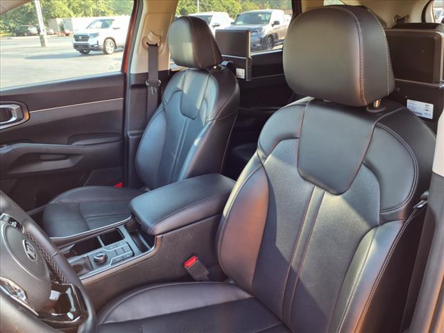used 2021 Kia Sorento car, priced at $26,387