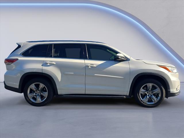 used 2014 Toyota Highlander car, priced at $13,888