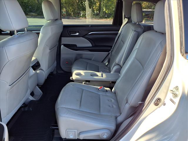 used 2014 Toyota Highlander car, priced at $13,888