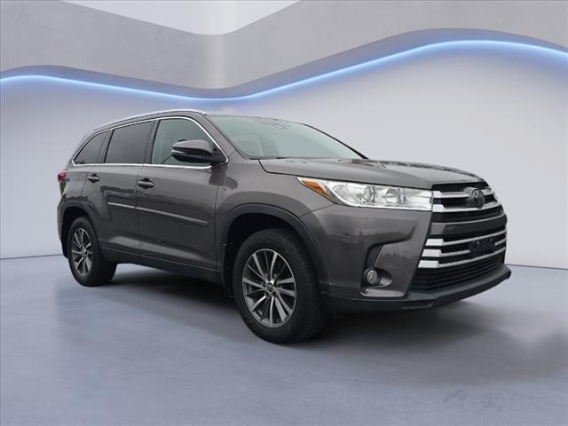 used 2019 Toyota Highlander car, priced at $26,458
