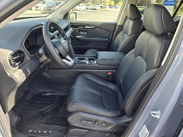 new 2025 Honda Pilot car, priced at $50,990