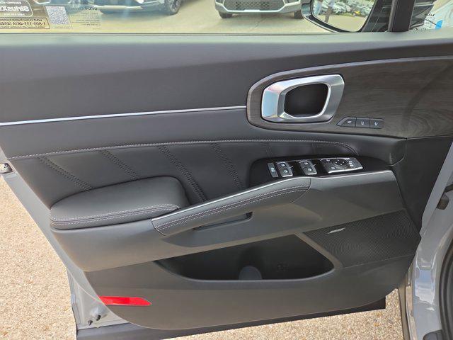 new 2025 Kia Sorento car, priced at $44,574