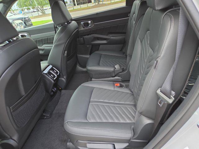 new 2025 Kia Sorento car, priced at $44,574