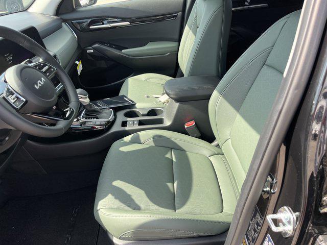 new 2025 Kia Seltos car, priced at $31,278