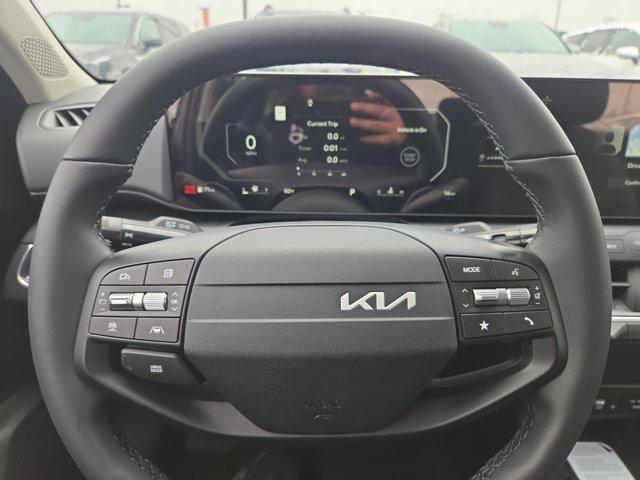 new 2025 Kia K4 car, priced at $23,654
