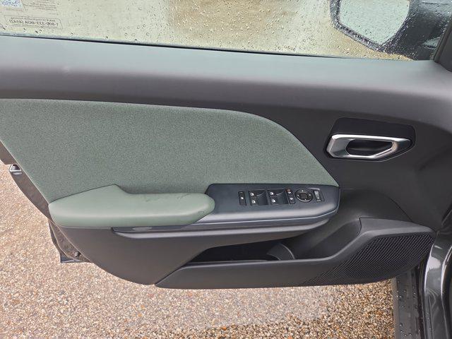 new 2025 Kia K4 car, priced at $23,654