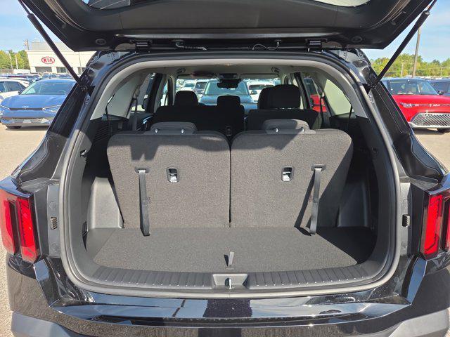 new 2026 Kia Sorento car, priced at $34,030