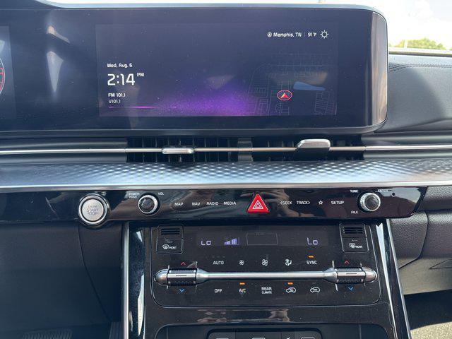 used 2024 Kia Carnival car, priced at $40,677