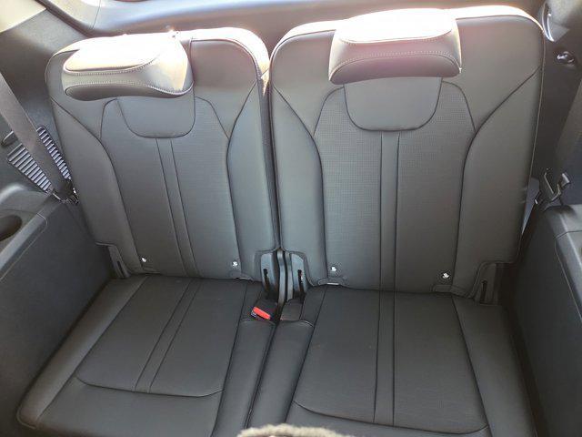 new 2026 Kia Sorento car, priced at $38,669