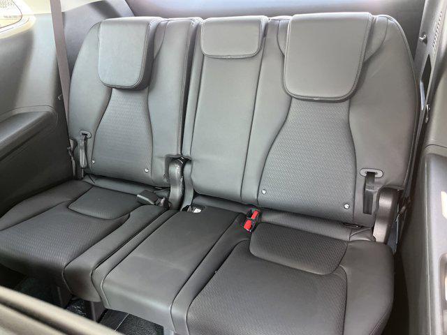 new 2026 Kia Carnival Hybrid car, priced at $55,285