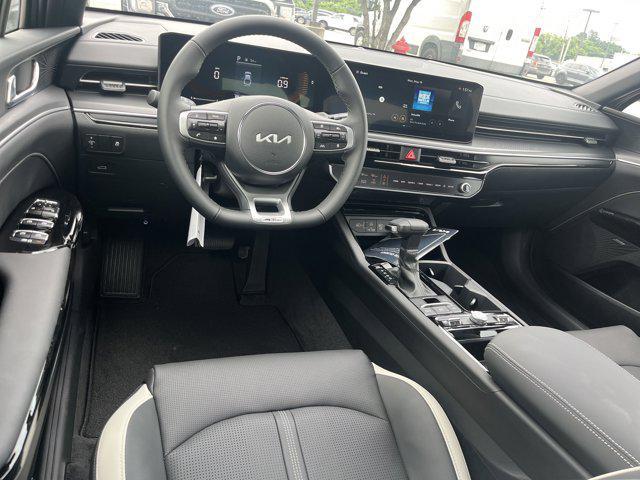 new 2025 Kia K5 car, priced at $30,288
