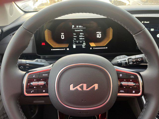 new 2025 Kia Carnival car, priced at $38,754