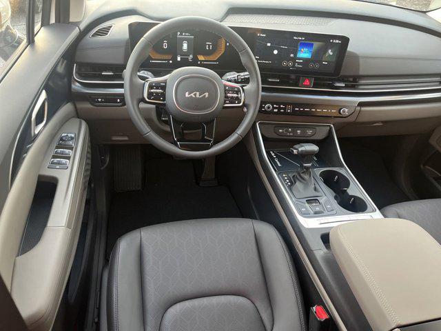 new 2025 Kia Carnival car, priced at $38,754