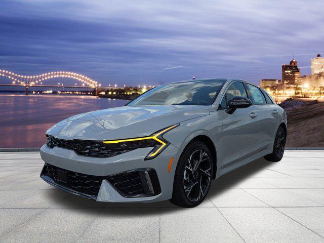 new 2025 Kia K5 car, priced at $30,154