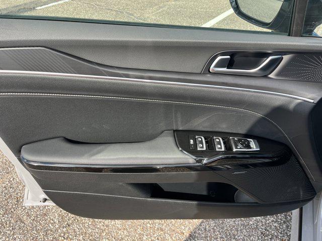 new 2025 Kia K5 car, priced at $29,673