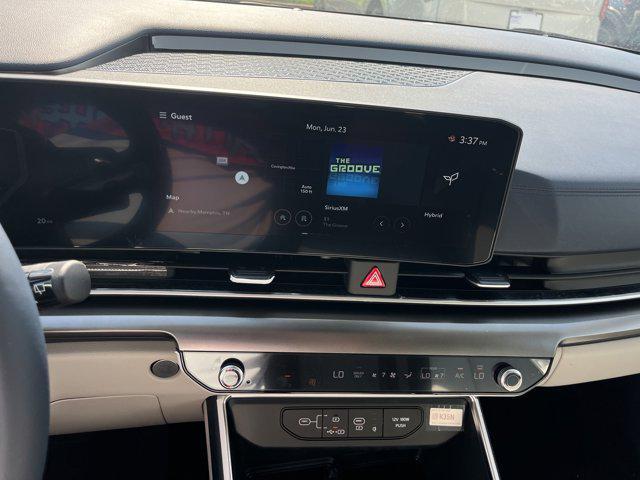 new 2025 Kia Carnival Hybrid car, priced at $49,125