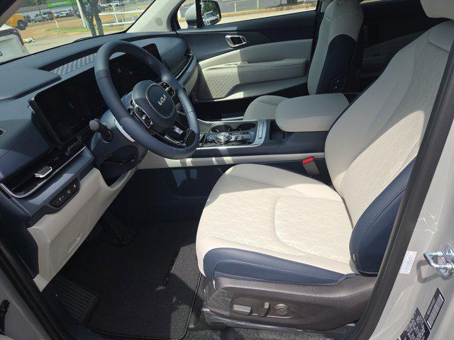 new 2026 Kia Carnival Hybrid car, priced at $45,600