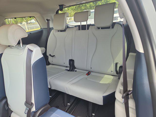 new 2026 Kia Carnival Hybrid car, priced at $45,600