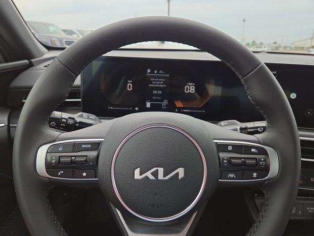 new 2025 Kia K5 car, priced at $30,267