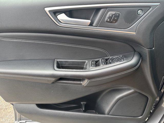 used 2024 Ford Edge car, priced at $28,989