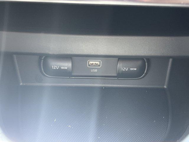 new 2025 Kia Seltos car, priced at $24,829