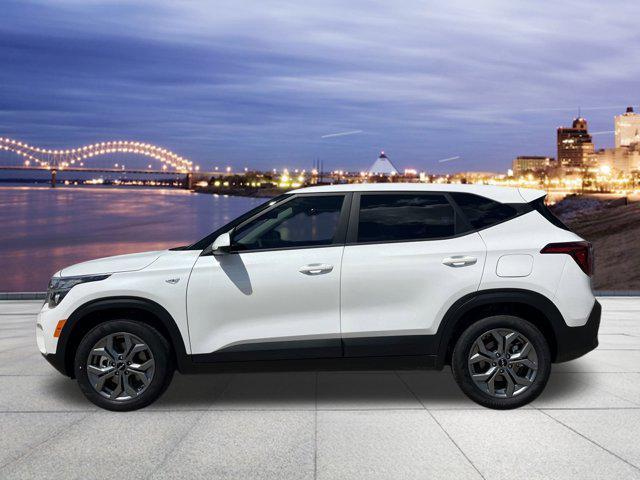 new 2025 Kia Seltos car, priced at $24,829