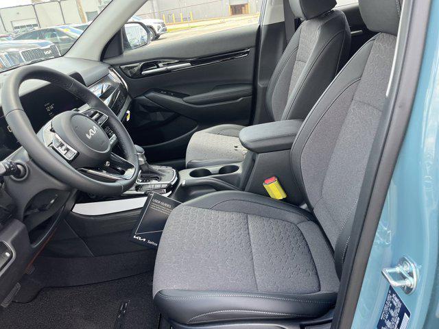 new 2025 Kia Seltos car, priced at $27,099
