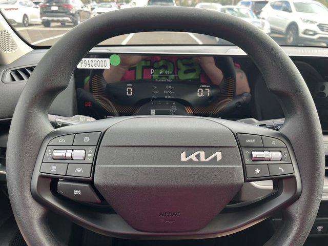 new 2025 Kia K4 car, priced at $24,320