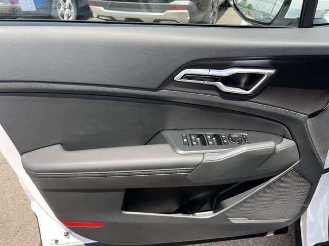 new 2026 Kia Sportage car, priced at $33,985