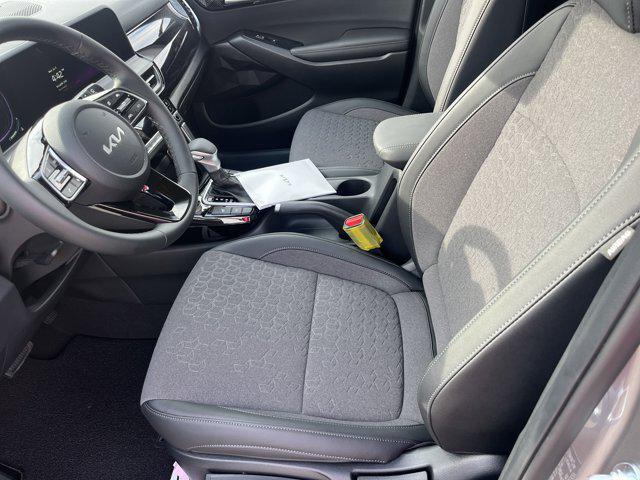 new 2025 Kia Seltos car, priced at $25,361