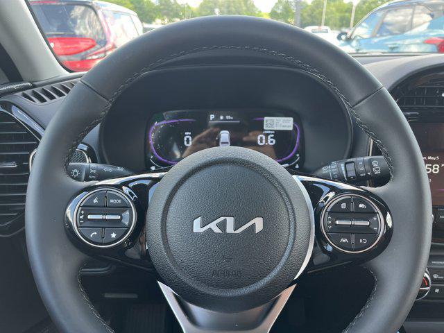 new 2025 Kia Soul car, priced at $25,920