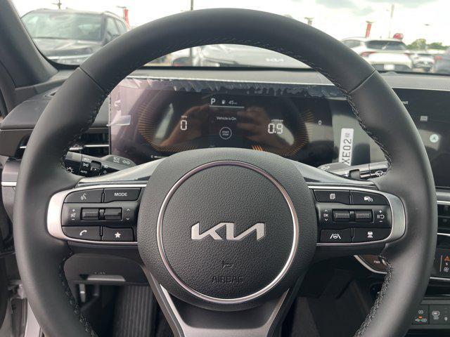 new 2025 Kia K5 car, priced at $29,894