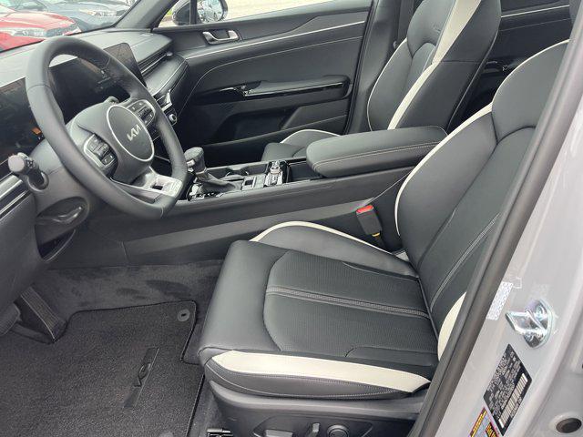 new 2025 Kia K5 car, priced at $27,543