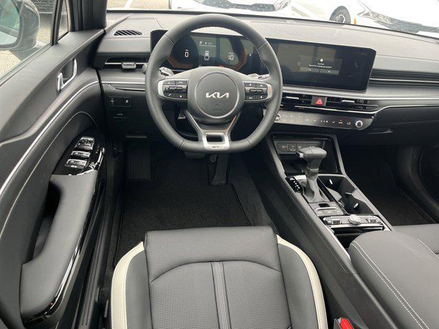 new 2025 Kia K5 car, priced at $27,543