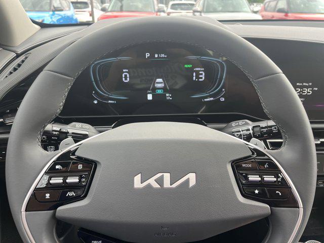 new 2025 Kia Niro car, priced at $31,612