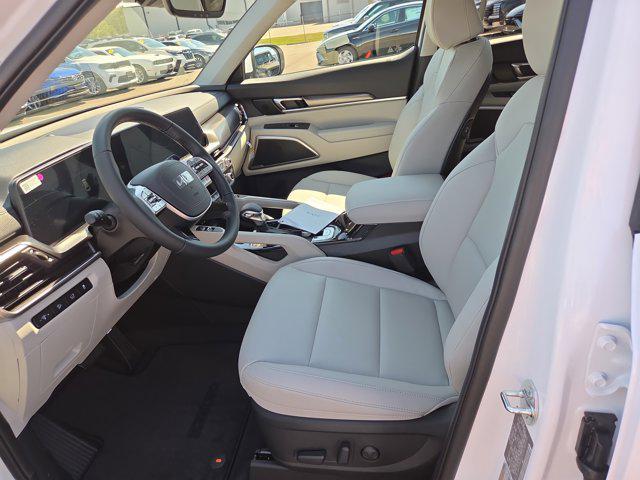 new 2025 Kia Telluride car, priced at $40,195
