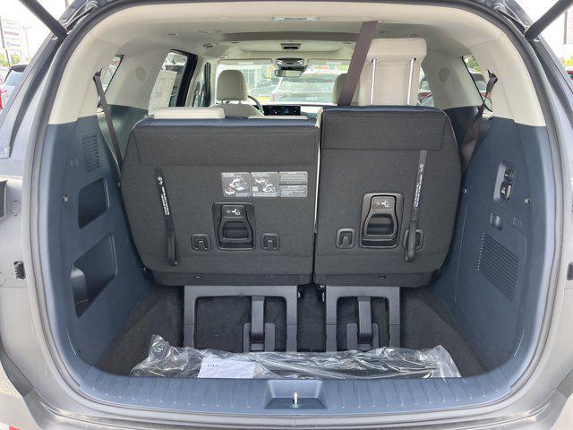 new 2025 Kia Carnival Hybrid car, priced at $49,250