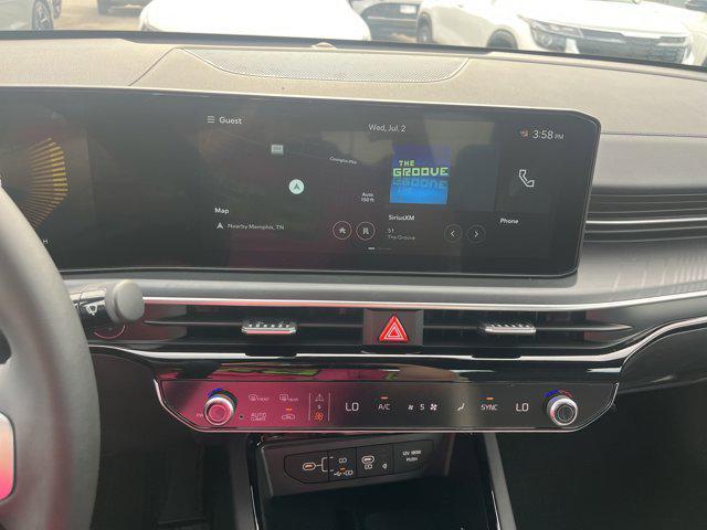 new 2025 Kia K5 car, priced at $30,132