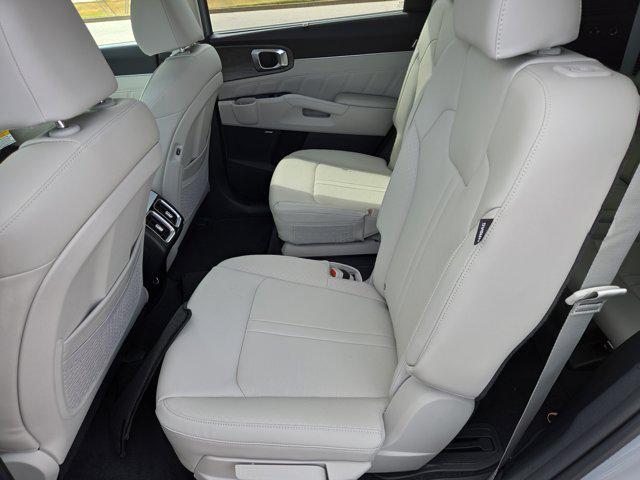 new 2026 Kia Sorento car, priced at $46,065