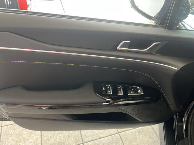 new 2025 Kia K5 car, priced at $31,918
