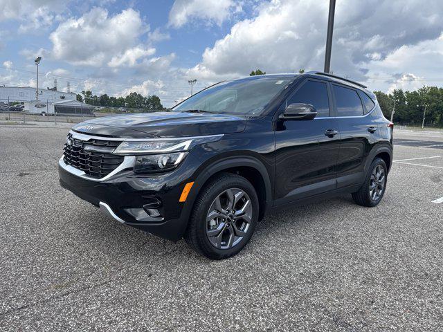 used 2024 Kia Seltos car, priced at $22,998