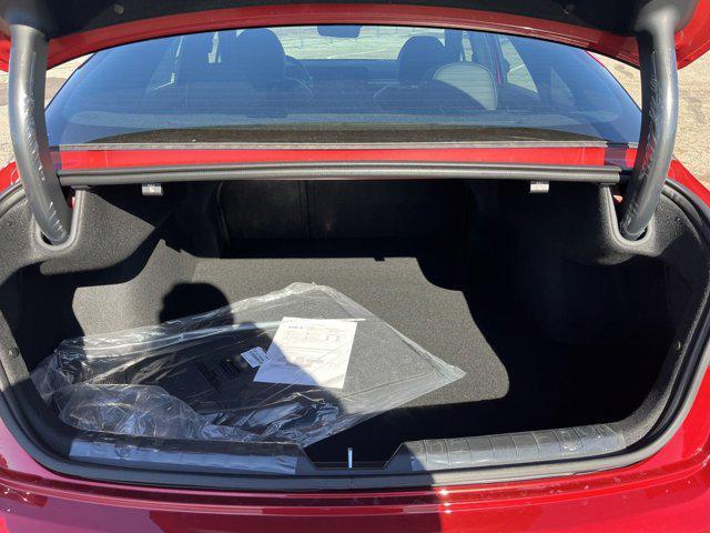 new 2025 Kia K5 car, priced at $30,713