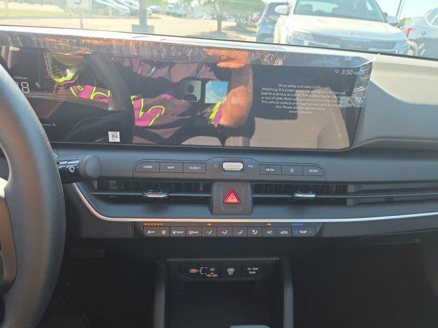 new 2025 Kia K4 car, priced at $23,276