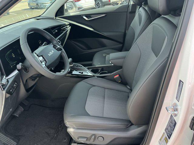 new 2025 Kia Niro car, priced at $29,600