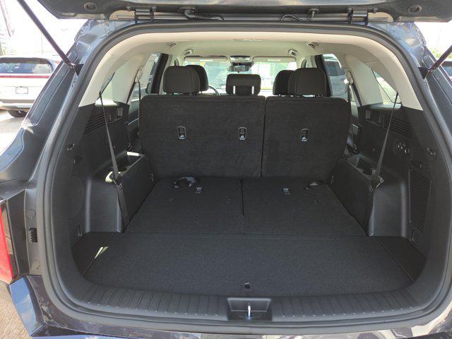 new 2025 Kia Sorento car, priced at $30,288