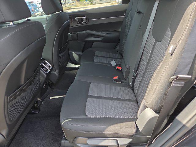 new 2025 Kia Sorento car, priced at $30,288