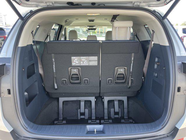 new 2026 Kia Carnival Hybrid car, priced at $45,385