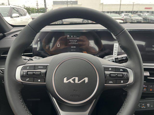 new 2025 Kia K5 car, priced at $27,543
