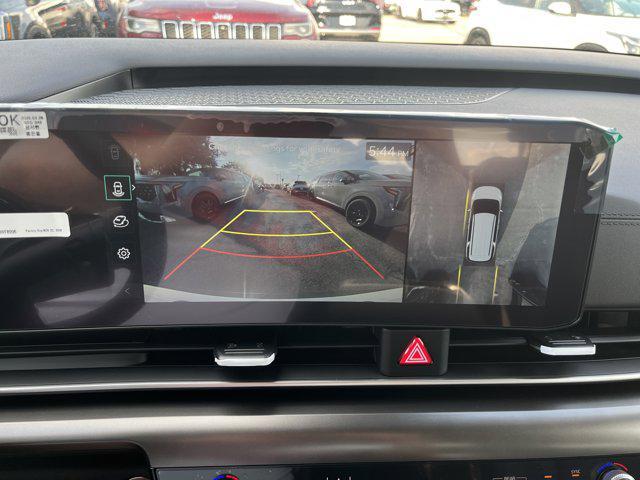 new 2026 Kia Carnival Hybrid car, priced at $51,285